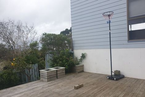 Photo of property in 18 Mercury Way, Whitby, Porirua, 5024