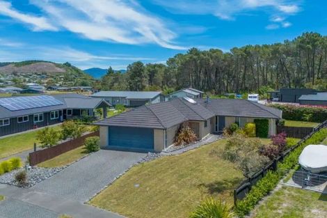 Photo of property in 60 John Norrie Place, Motuoapa, Turangi, 3382