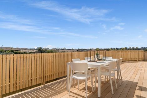 Photo of property in 45 Ridge Drive, Omokoroa, 3114