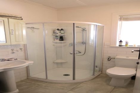 Photo of property in 956 Oneriri Road, Kaiwaka, 0573