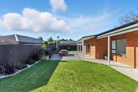 Photo of property in 3b Cobden Place, Woodend, 7610