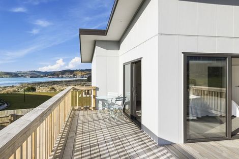 Photo of property in 9 Okahau Terrace, Warrington, 9471