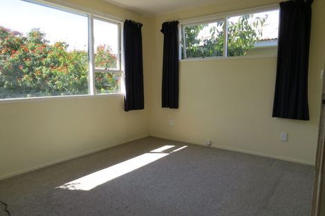 Photo of property in 57 Mazengarb Road, Paraparaumu Beach, Paraparaumu, 5032