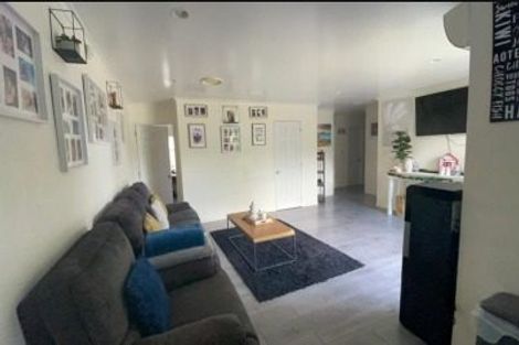 Photo of property in 18 Donegal Park Drive, Flat Bush, Auckland, 2019