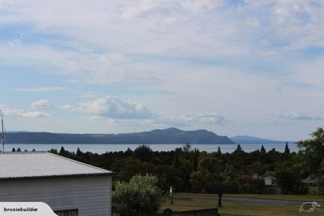 Photo of property in 3 Rowena Crescent, Motuoapa, 3382