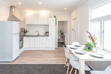 Photo of property in 112 Cornfoot Street, Castlecliff, Whanganui, 4501