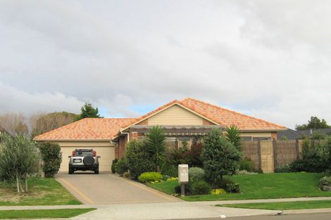 Photo of property in 18 Regent Drive, Paraparaumu Beach, Paraparaumu, 5032