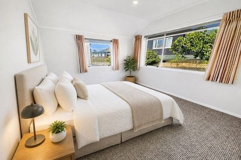 Photo of property in 1/6 Belmont Terrace, Milford, Auckland, 0620