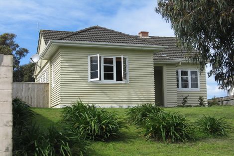 Photo of property in 55 Selwyn Crescent, College Estate, Whanganui, 4500