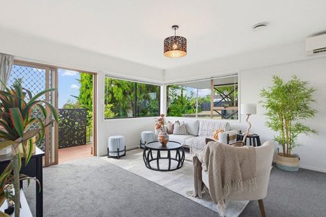 Photo of property in 1 Pleasant Road, Glen Eden, Auckland, 0602