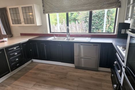 Photo of property in 196 Main Road South, Raumati South, Paraparaumu, 5032