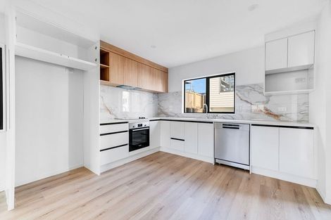 Photo of property in 53f Evans Road, Glen Eden, Auckland, 0602