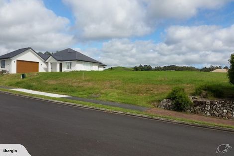 Photo of property in 8 Halyard Loop, Haruru, 0204