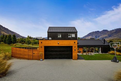 Photo of property in 18 Glenfiddich Road, Jacks Point, Queenstown, 9371
