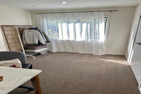 Photo of property in 85a Sunnynook Road, Forrest Hill, Auckland, 0620