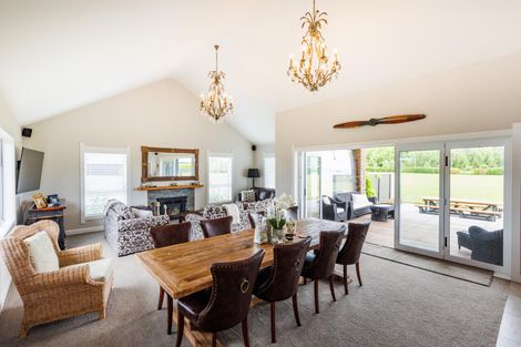 Photo of property in 167 Oroua Road, Kairanga, Palmerston North, 4475