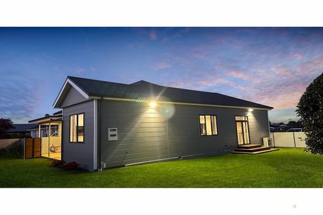 Photo of property in 23 Regent Street, West End, Timaru, 7910