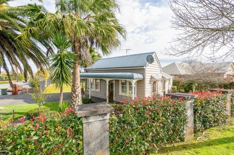 Photo of property in 1 Knighton Road, Hillcrest, Hamilton, 3216