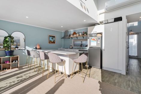 Photo of property in 31 Reynolds Place, Papamoa Beach, Papamoa, 3118