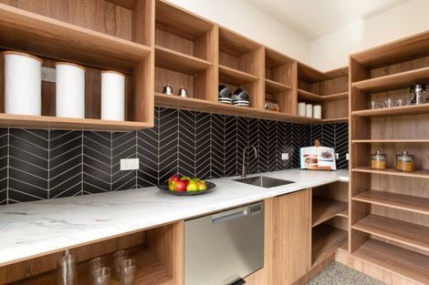 Photo of property in 35 Mike Smith Drive, Cambridge, 3434