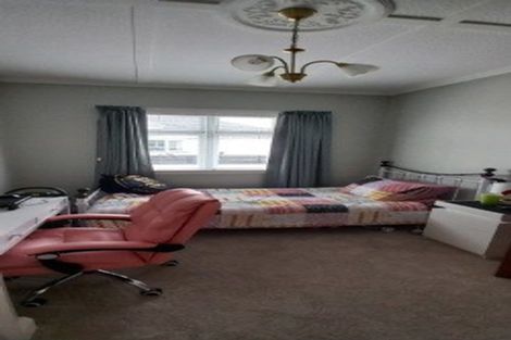 Photo of property in 974 High Street, Avalon, Lower Hutt, 5011