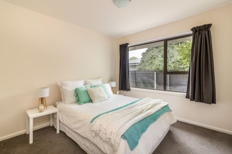 Photo of property in 21 Burnside Crescent, Burnside, Christchurch, 8053