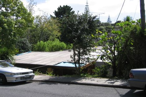 Photo of property in 100 Braemar Road, Castor Bay, Auckland, 0620