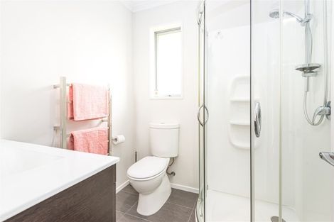 Photo of property in 3 Fredrica Lane, Heathcote Valley, Christchurch, 8022