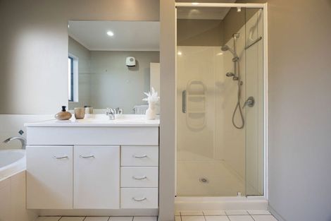 Photo of property in 45a Beerescourt Road, Beerescourt, Hamilton, 3200