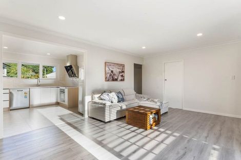 Photo of property in 2/10 Omana Road, Papatoetoe, Auckland, 2025