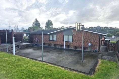 Photo of property in 68 Welcome Bay Road, Welcome Bay, Tauranga, 3112