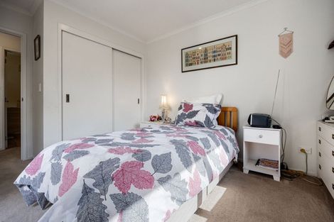 Photo of property in 51 Shrule Place, Huntington, Hamilton, 3210