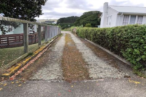 Photo of property in 7a Suffolk Place, Cannons Creek, Porirua, 5024
