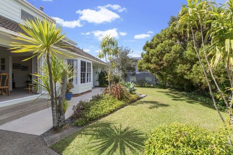 Photo of property in 69 Hastings Road, Mairangi Bay, Auckland, 0630