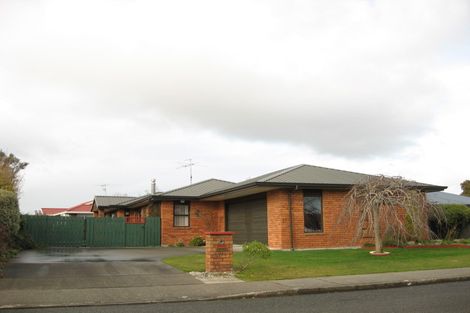 Photo of property in 130 Kildare Drive, Waikiwi, Invercargill, 9810