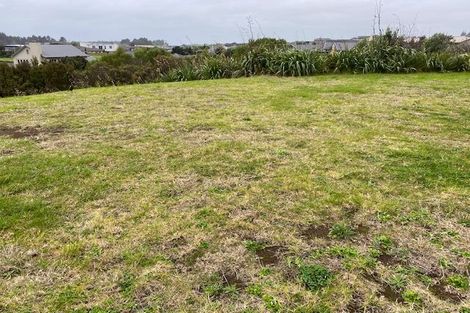 Photo of property in 10 Kakariki Lane, Waiwhakaiho, New Plymouth, 4312