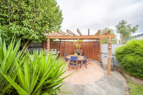 Photo of property in 13a Windsor Terrace, Taradale, Napier, 4112
