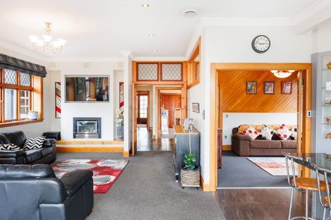 Photo of property in 21 Manapouri Crescent, Hokowhitu, Palmerston North, 4410