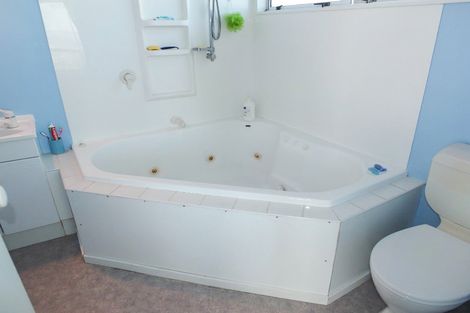 Photo of property in 34 Nelson Street, Foxton Beach, Foxton, 4815