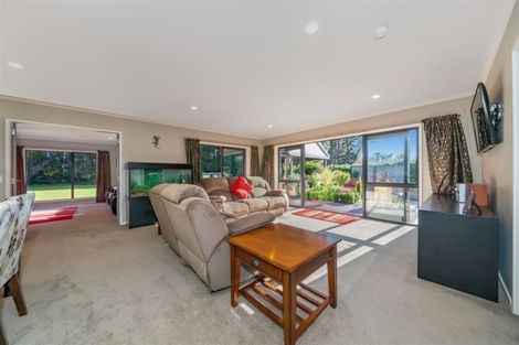 Photo of property in 92 Katherine Mansfield Drive, Whitemans Valley, Upper Hutt, 5371