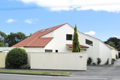 Photo of property in 13a Wiggins Street, Sumner, Christchurch, 8081