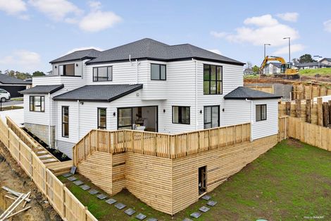 Photo of property in 7 Crows Road, Swanson, Auckland, 0614