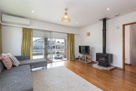 Photo of property in 39a Portadown Avenue, Pakuranga Heights, Auckland, 2010