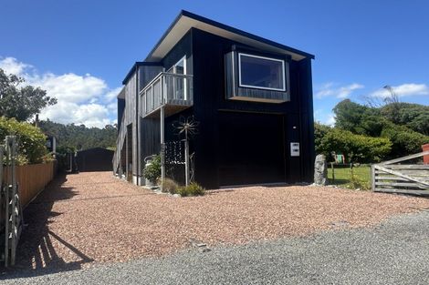 Photo of property in 11 The Strand, Okarito, Whataroa, 7886