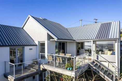 Photo of property in 135 Major Hornbrook Road, Mount Pleasant, Christchurch, 8081