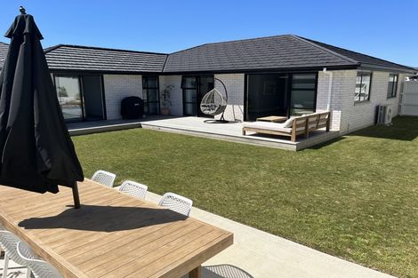 Photo of property in 38e Papawhero Drive, Bell Block, New Plymouth, 4312