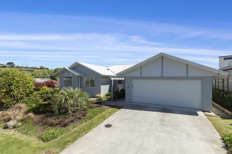 Photo of property in 5 Laly Haddon Place, Matakana, Warkworth, 0985