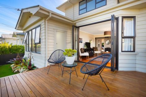 Photo of property in 23 Maranui Avenue, Point Chevalier, Auckland, 1022