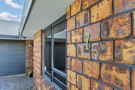 Photo of property in 75 Kentwood Drive, Woodridge, Wellington, 6037