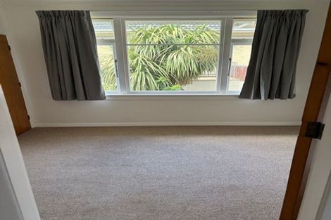 Photo of property in 15 Seaview Terrace, Kew, Dunedin, 9012